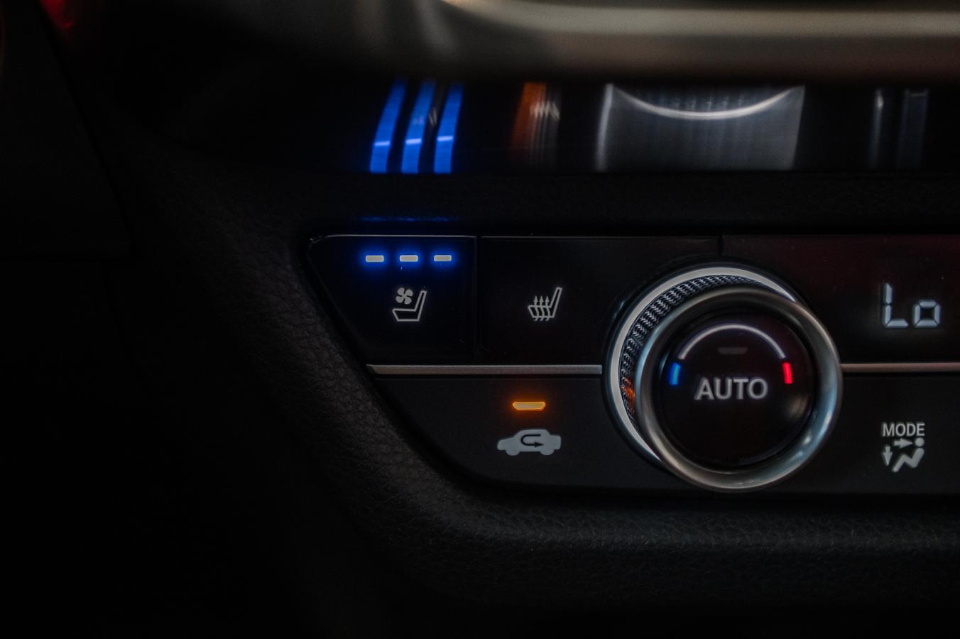 2025 Acura ADX - Image 23