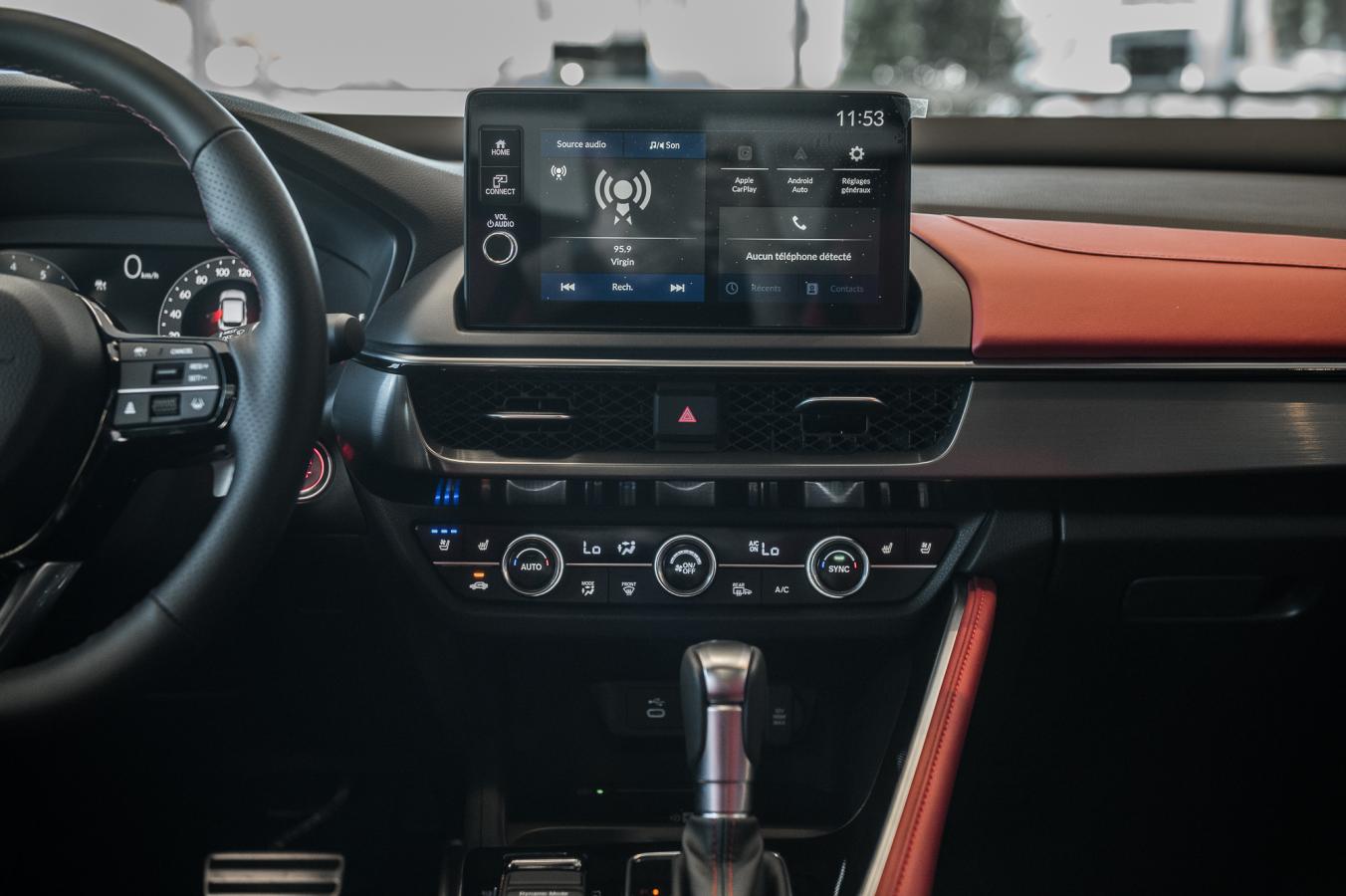 2025 Acura ADX - Image 29