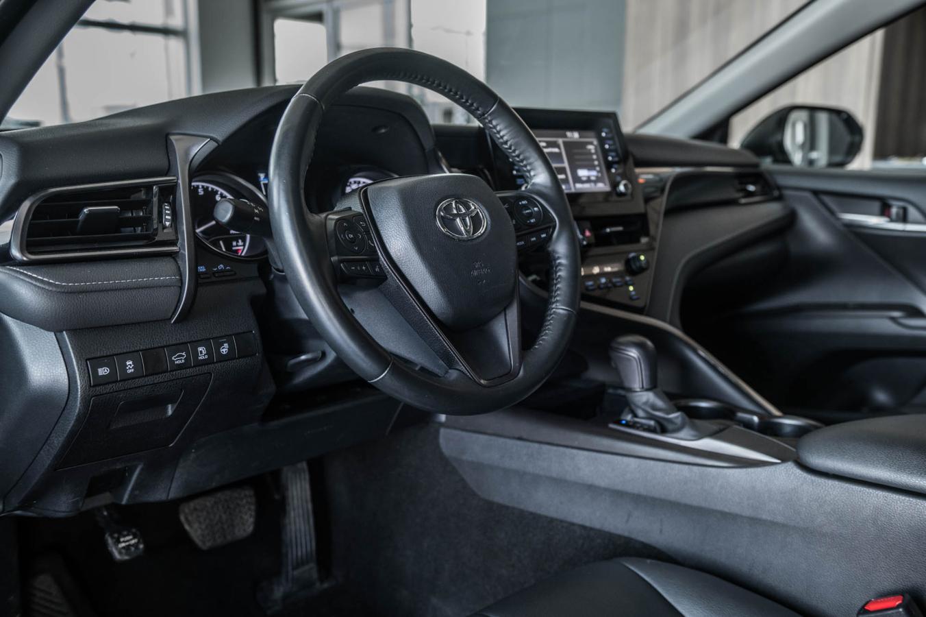 2023 Toyota Camry - Image 15