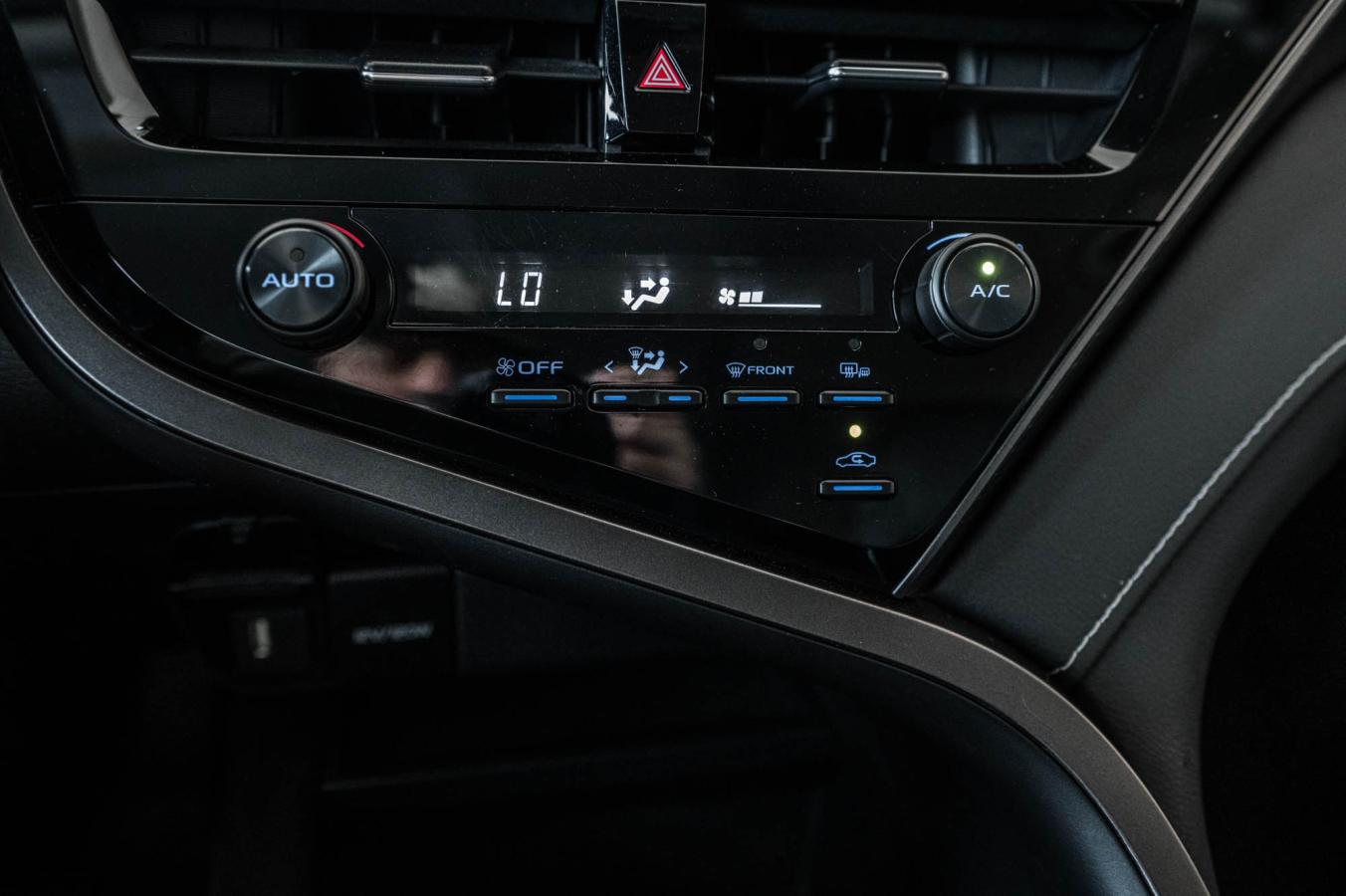 2023 Toyota Camry - Image 21