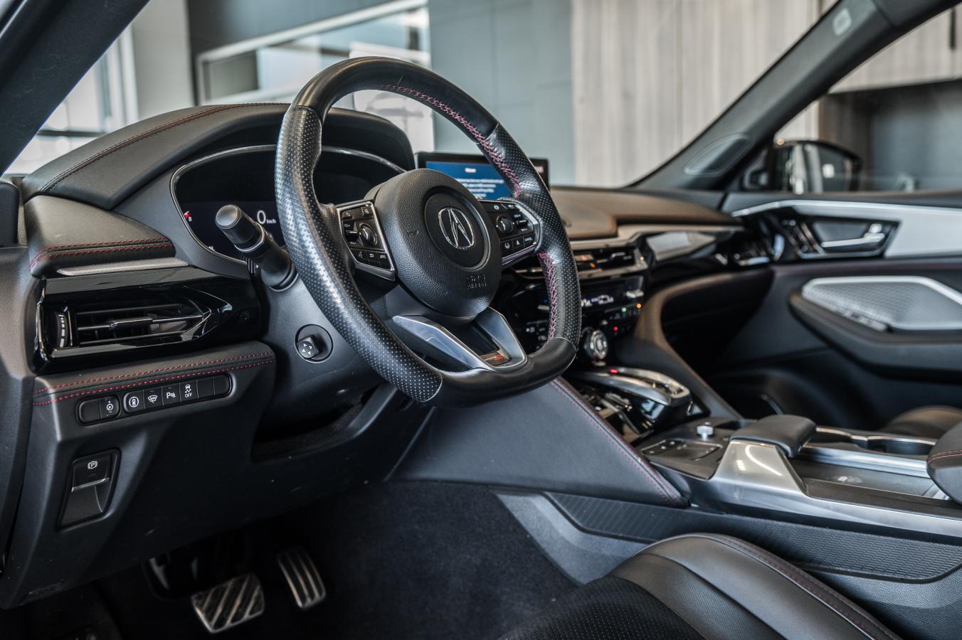 2023 Acura MDX - Image 16