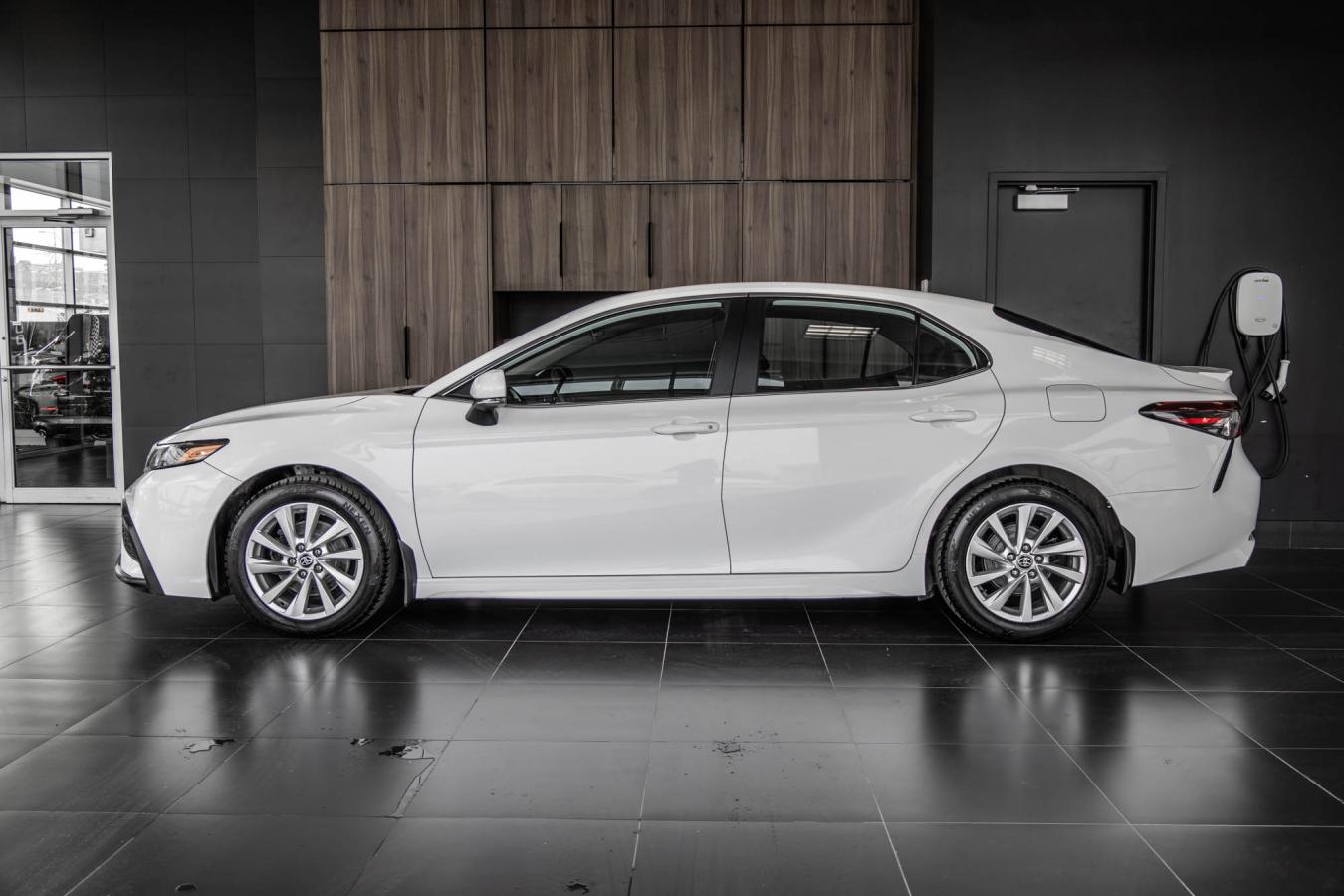 2023 Toyota Camry - Image 6