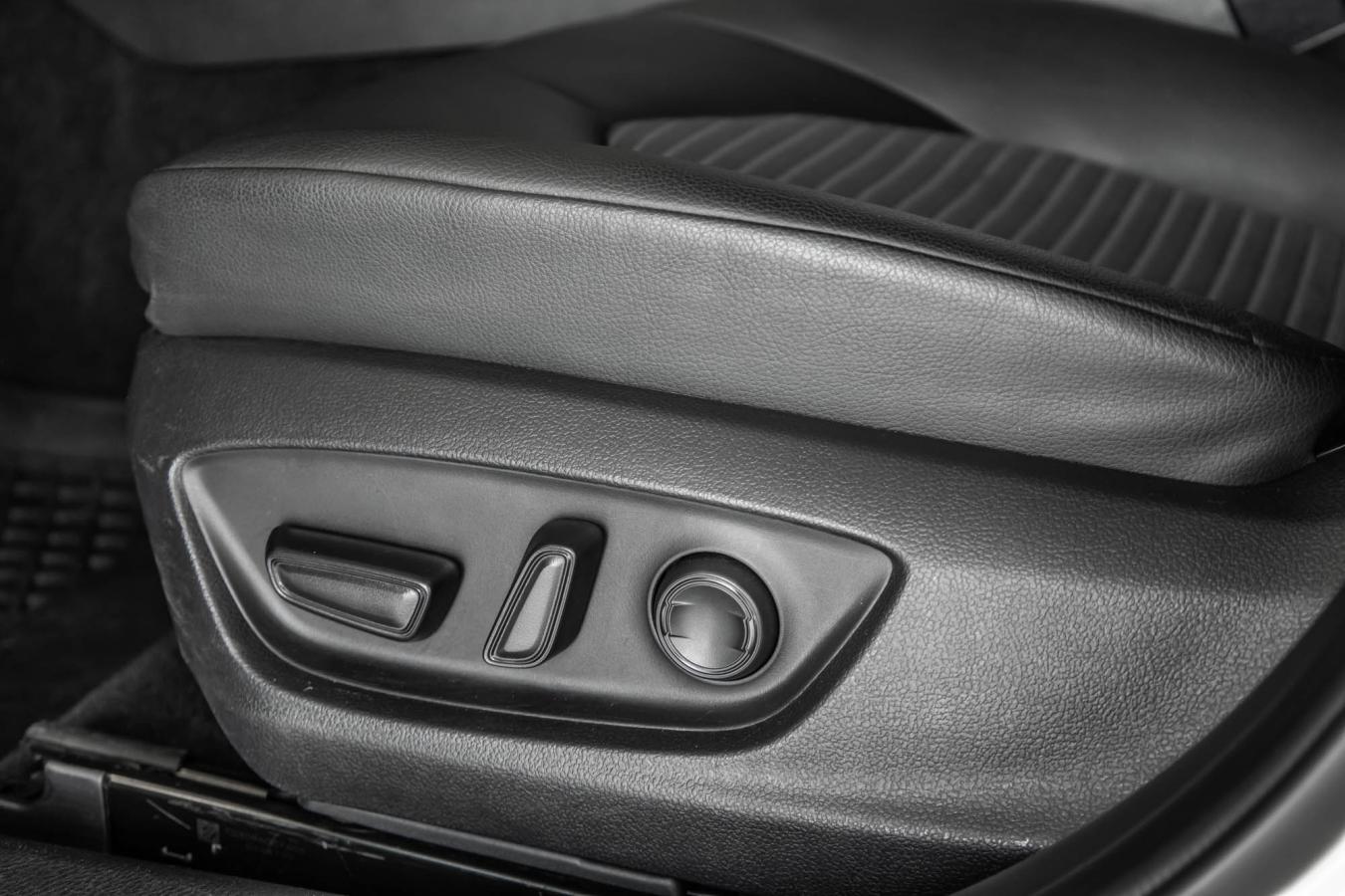 2023 Toyota Camry - Image 14