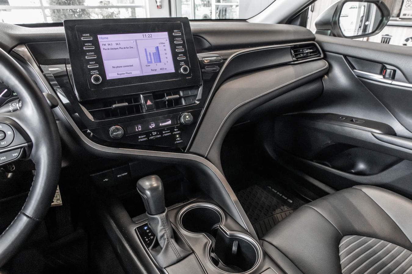 2023 Toyota Camry - Image 22