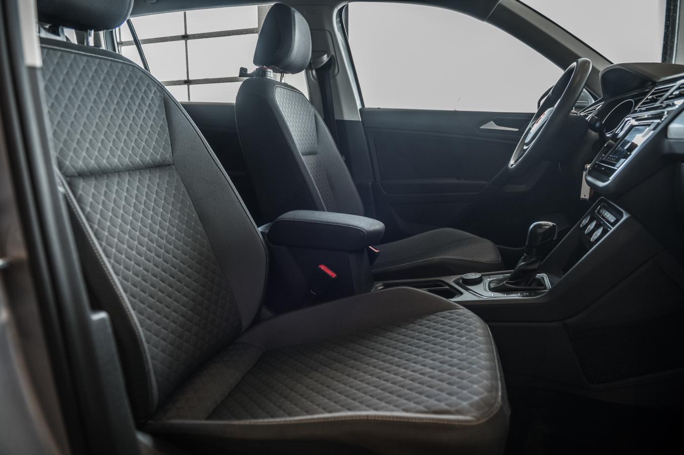 2021 Volkswagen Tiguan - Image 28