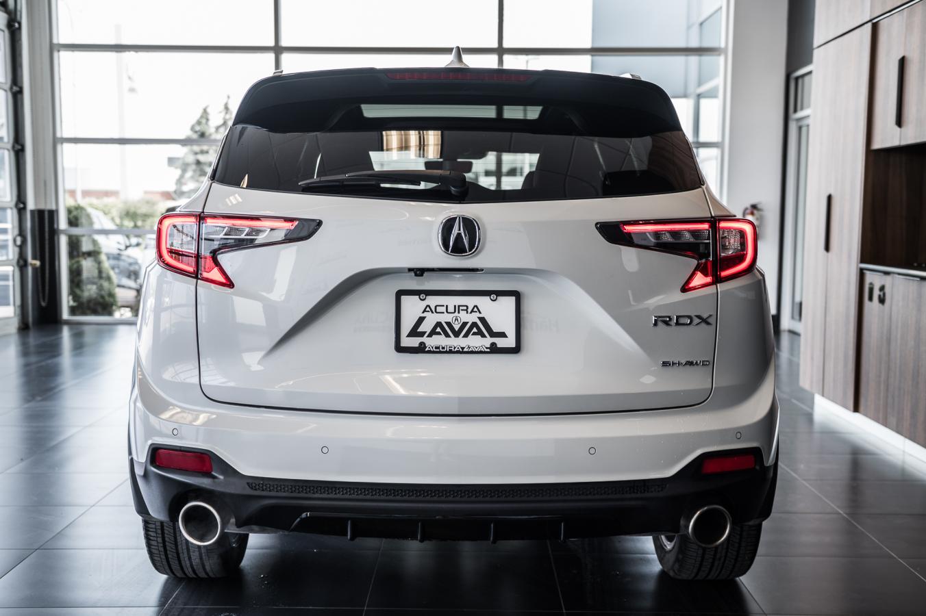 2023 Acura RDX - Image 8