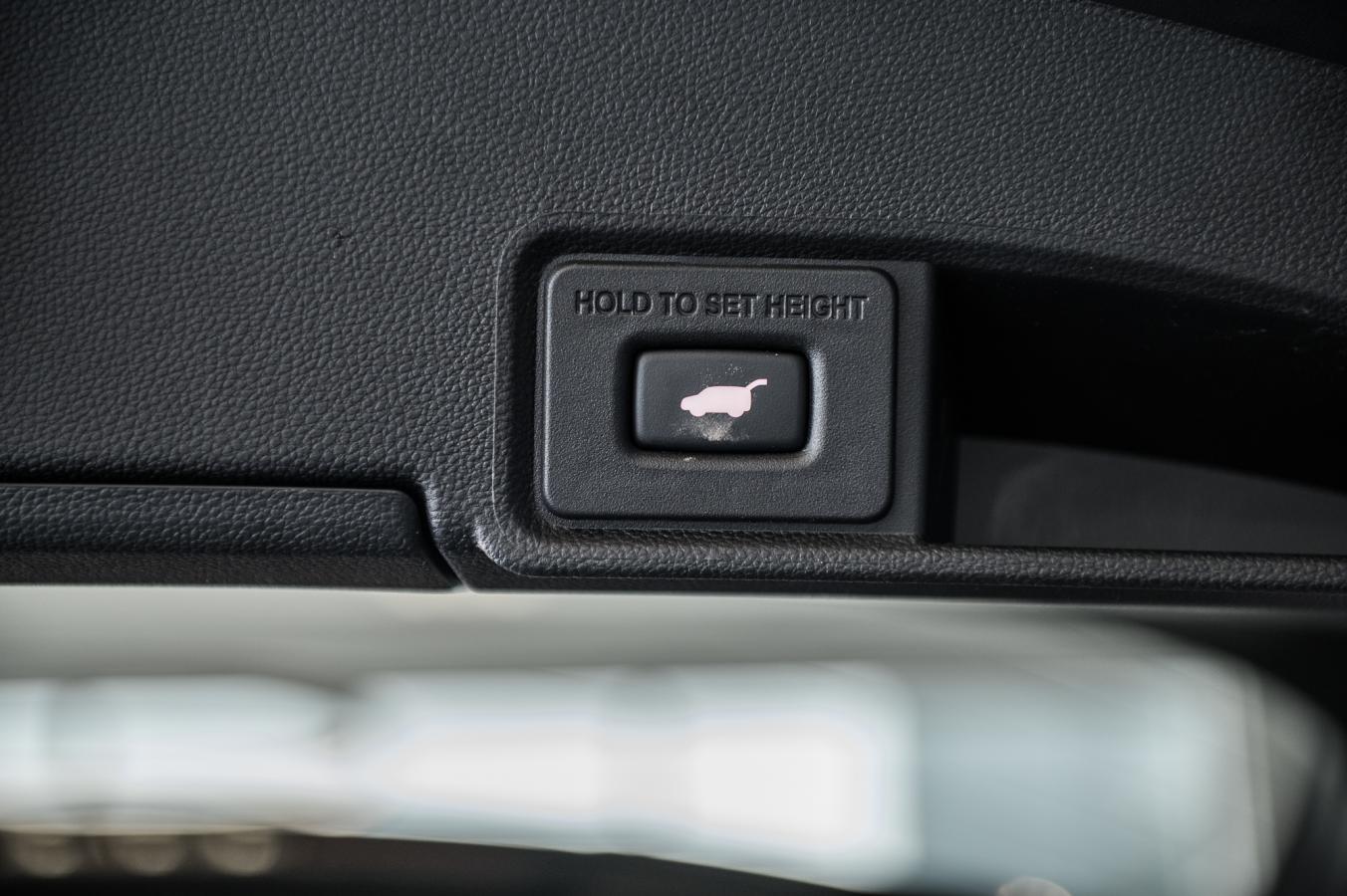 2023 Acura RDX - Image 11