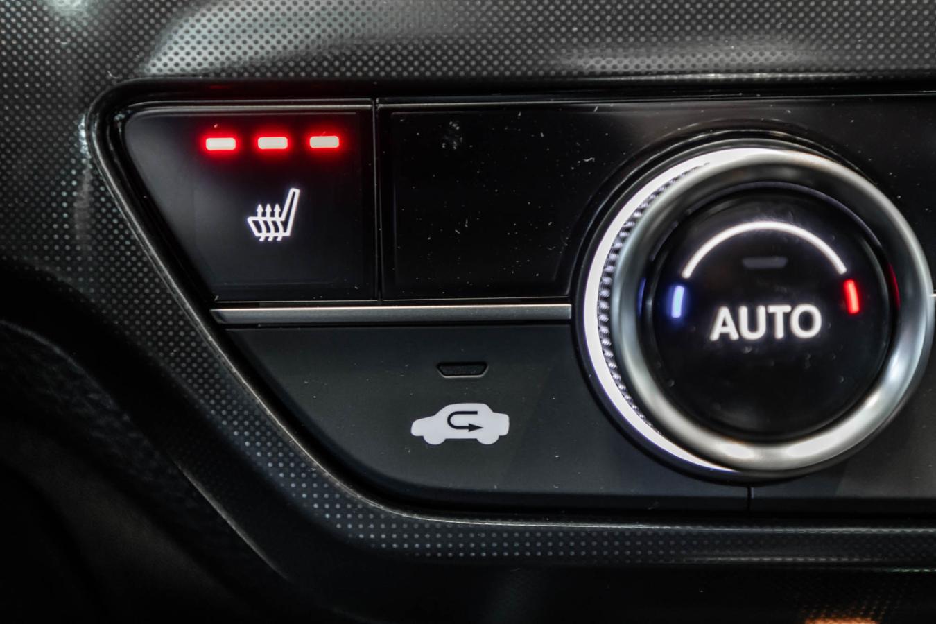 2025 Acura Integra - Image 25