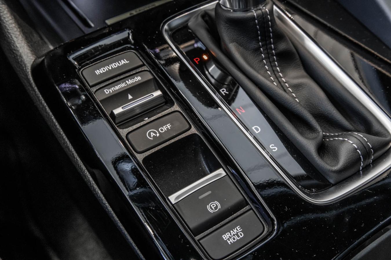 2025 Acura Integra - Image 26