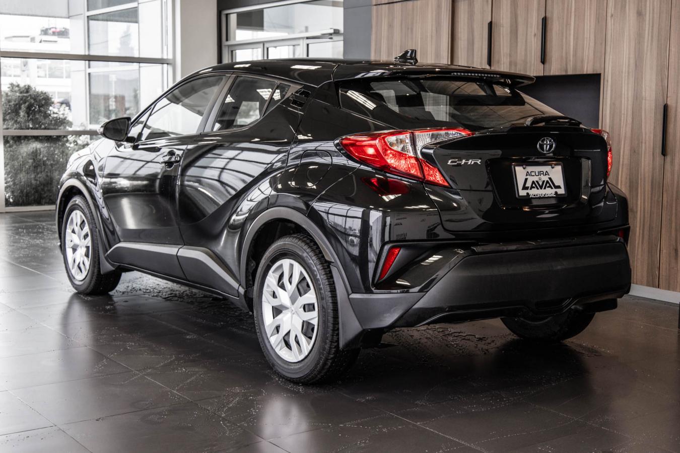 2022 Toyota C-HR - Image 7