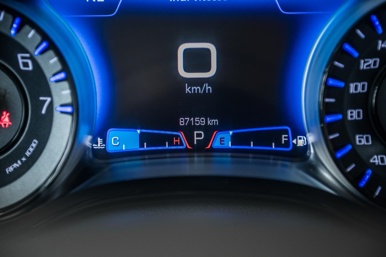 2022 Chrysler 300 - Image 17