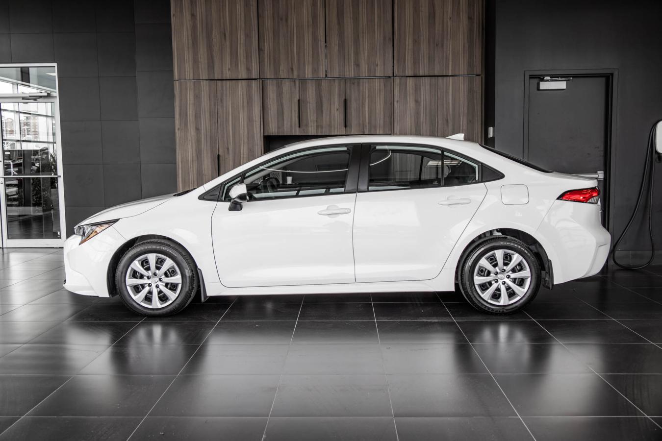 2023 Toyota Corolla - Image 6