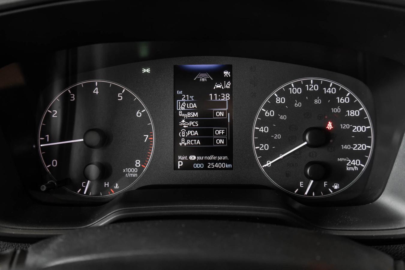 2023 Toyota Corolla - Image 17