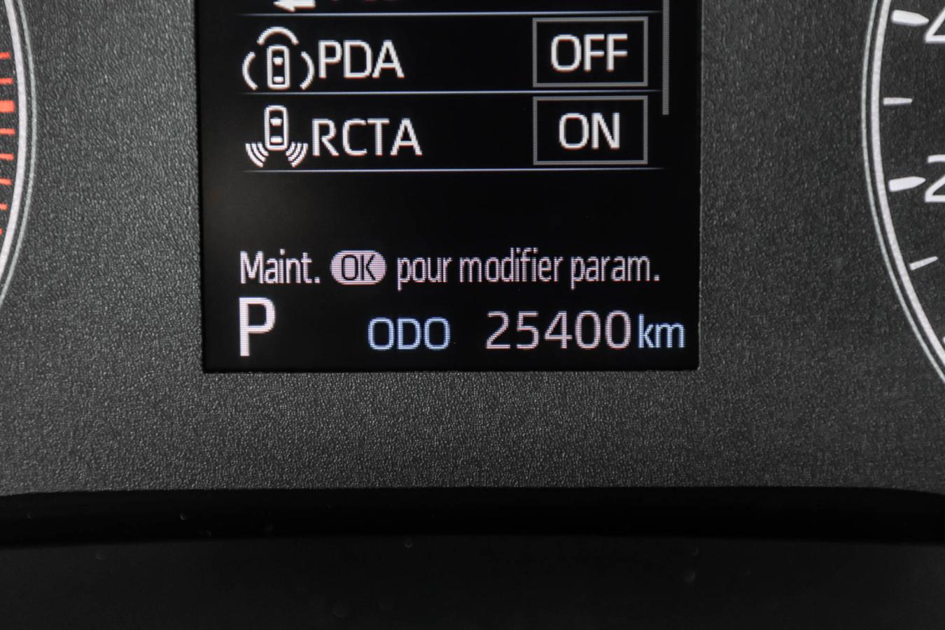 2023 Toyota Corolla - Image 18