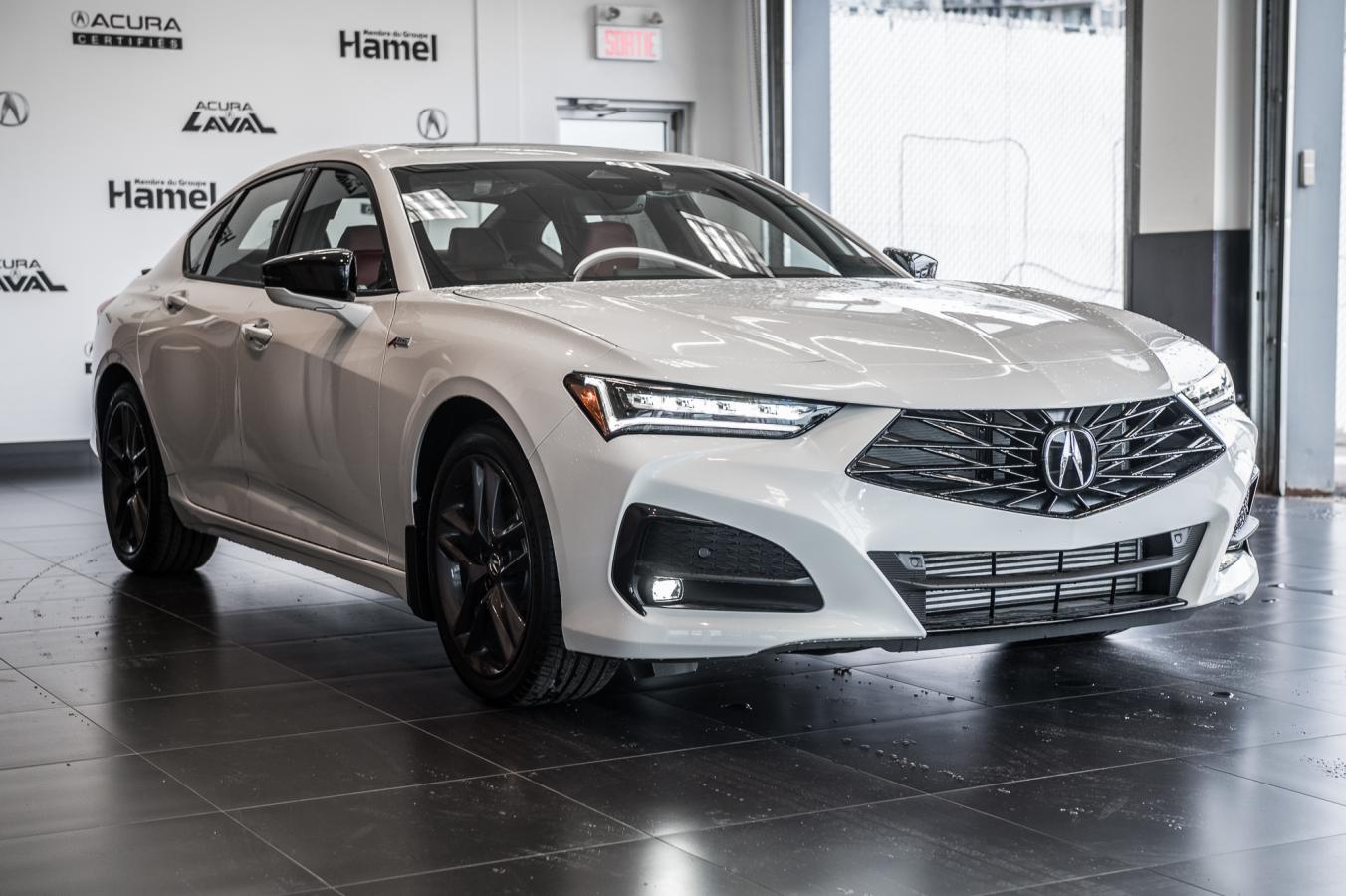 2025 Acura TLX - Image 3