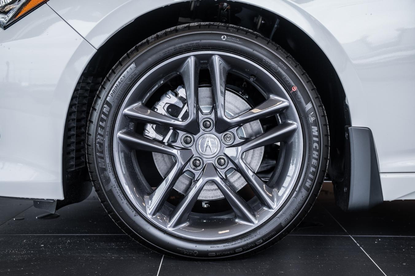 2025 Acura TLX - Image 4