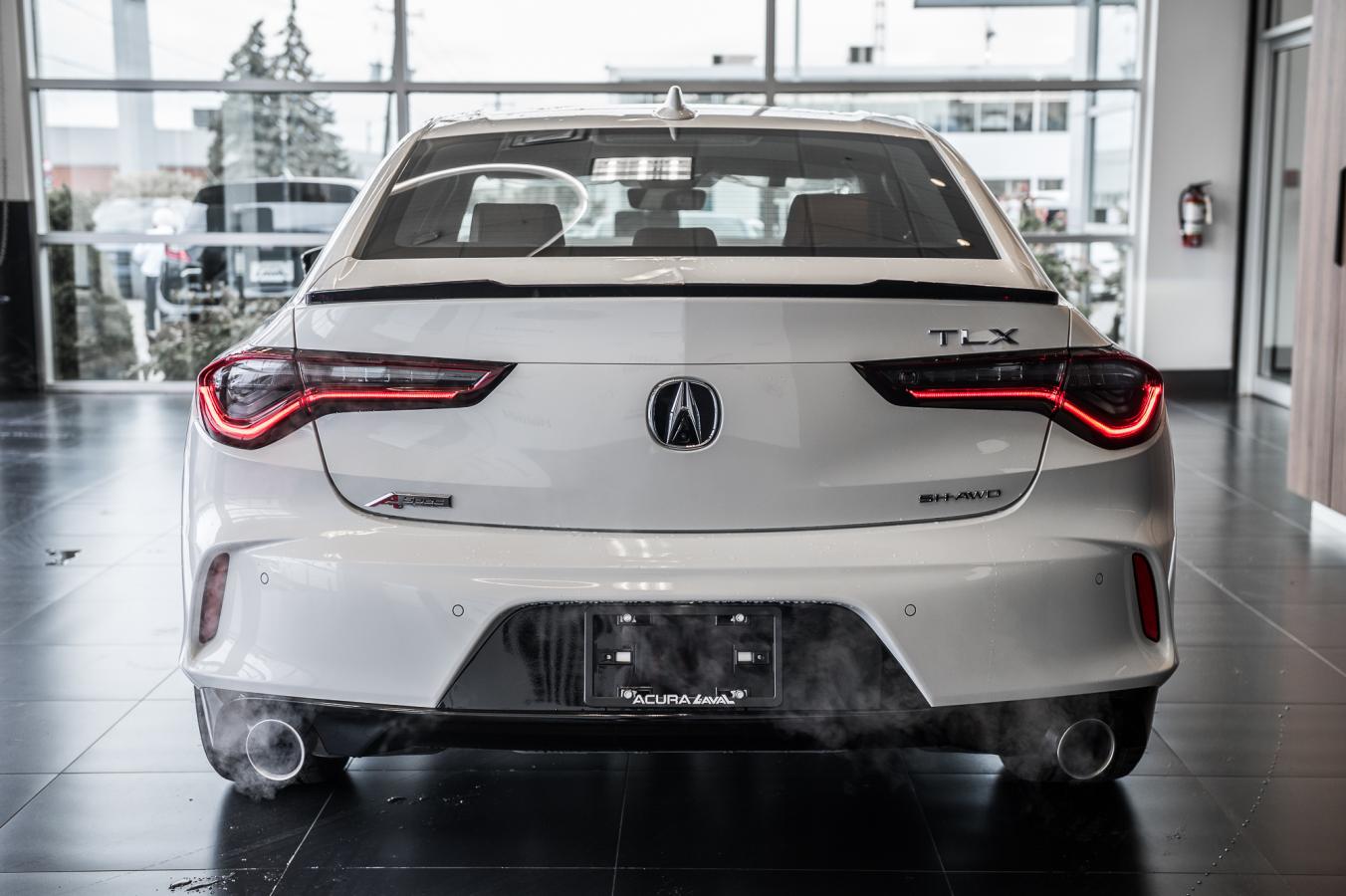 2025 Acura TLX - Image 7
