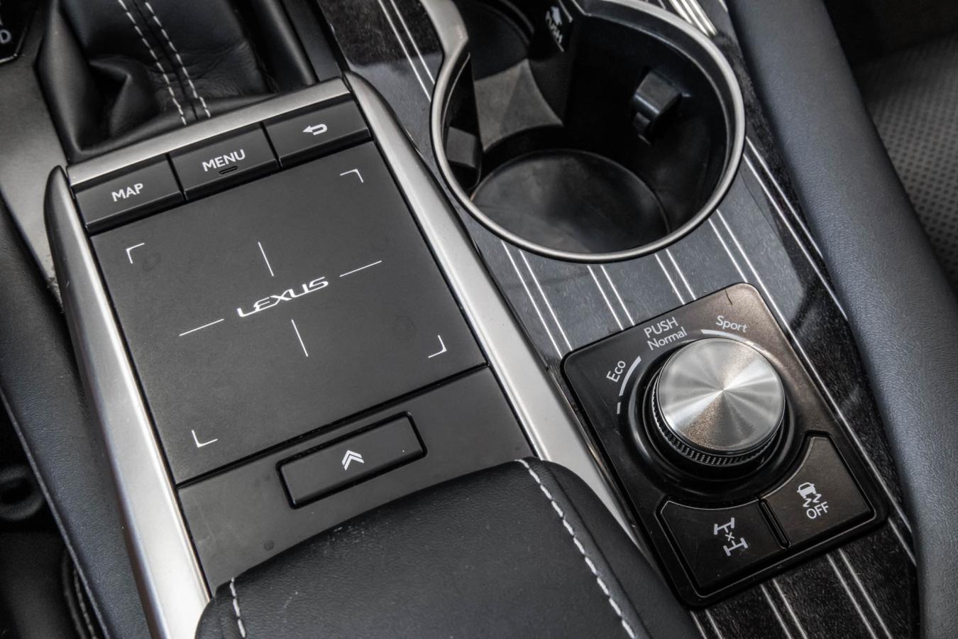 2020 Lexus RX 350 - Image 28