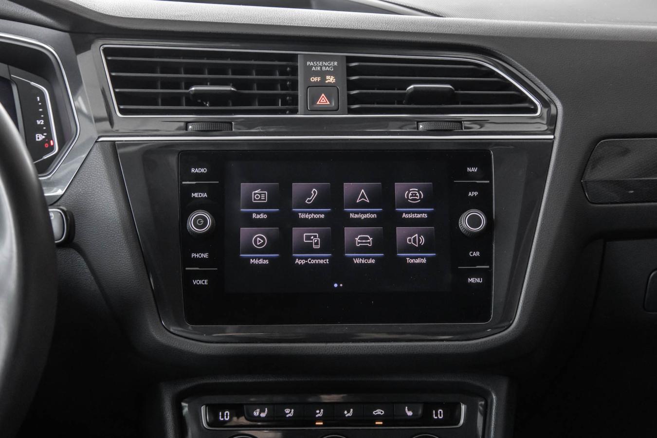 2021 Volkswagen Tiguan - Image 33