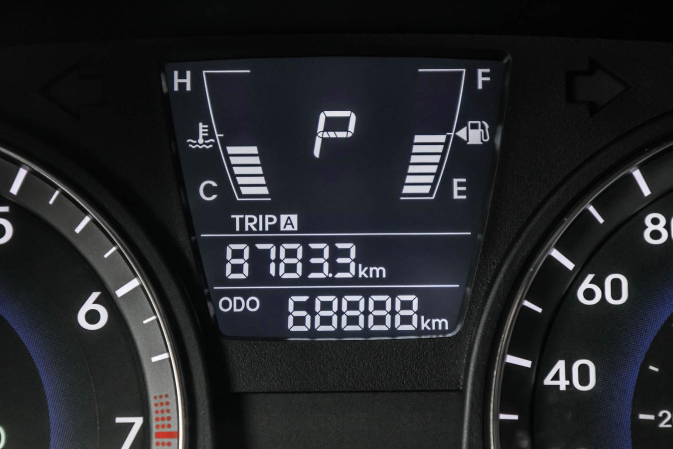 2012 Hyundai Accent - Image 17