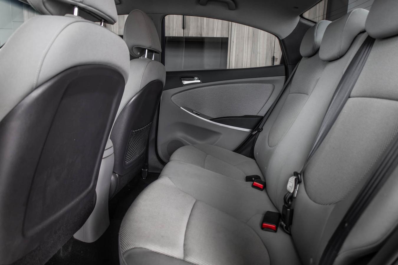 2012 Hyundai Accent - Image 22