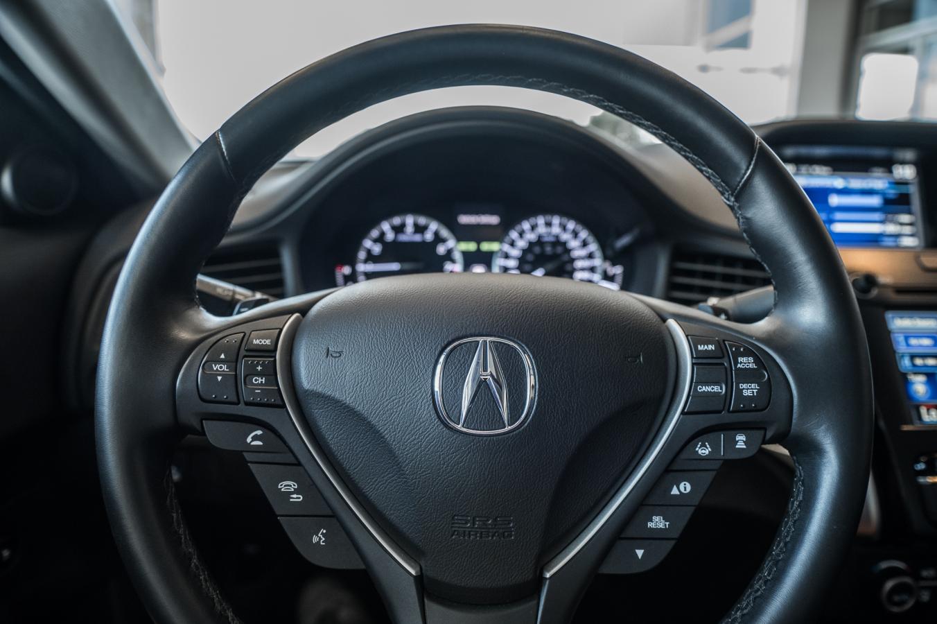 2016 Acura ILX - Image 16