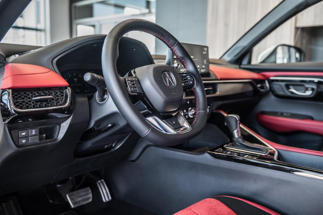 2025 Acura ADX - Image 15