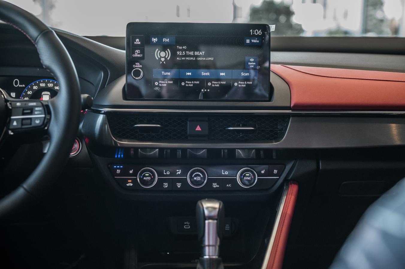 2025 Acura ADX - Image 30