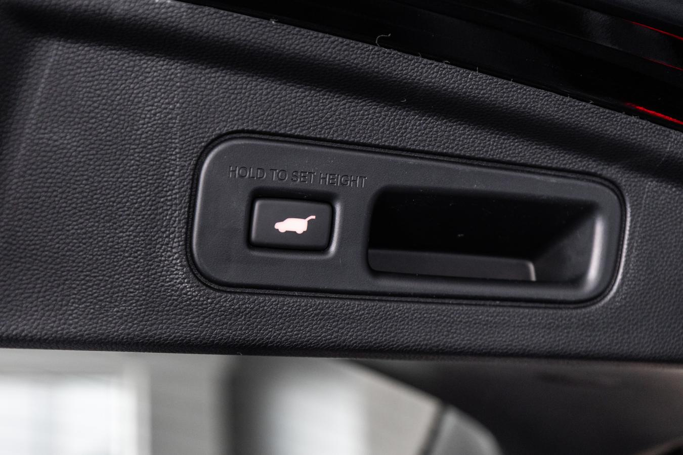 2026 Acura MDX - Image 12