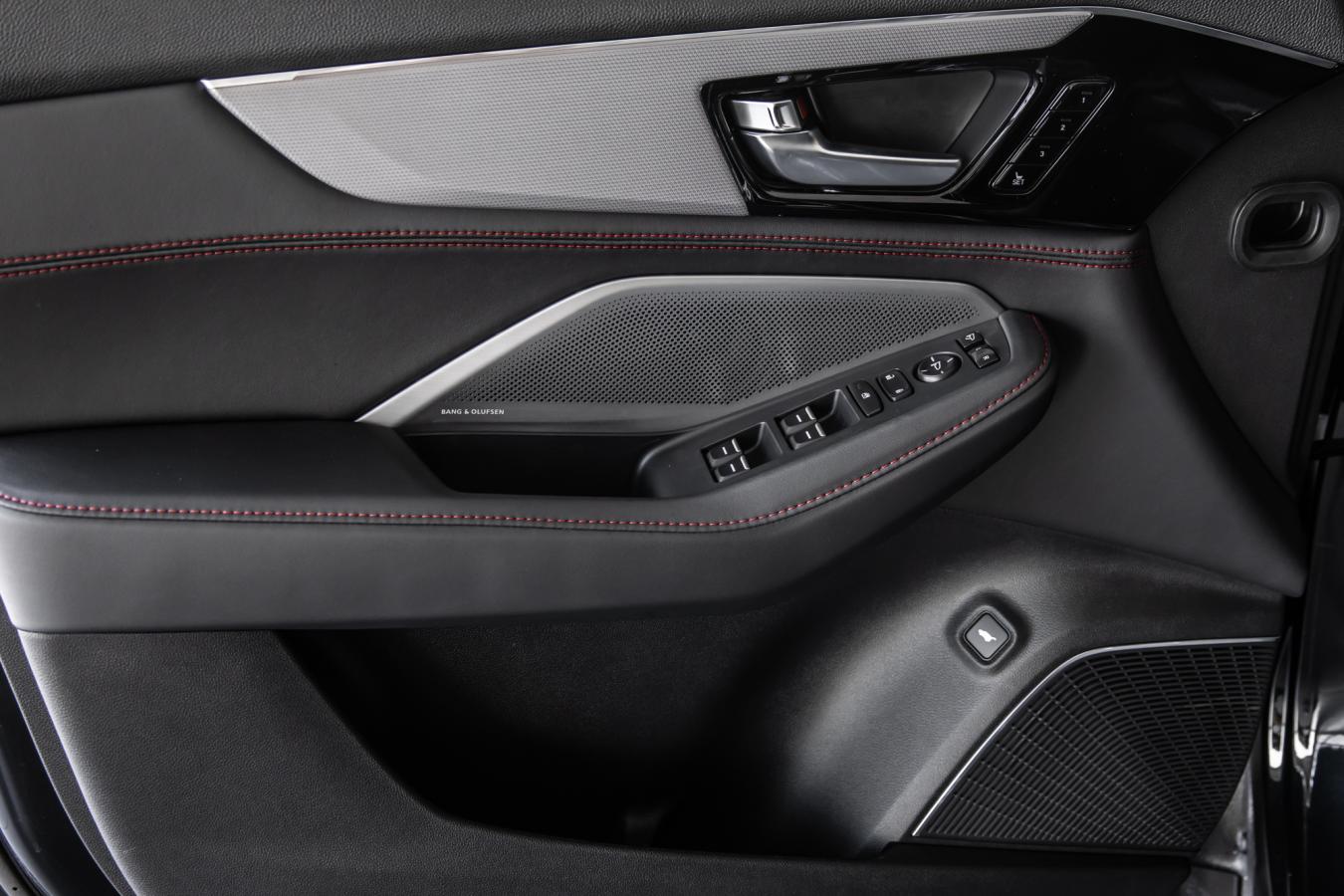 2026 Acura MDX - Image 13