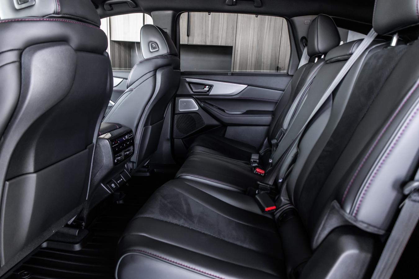 2026 Acura MDX - Image 33