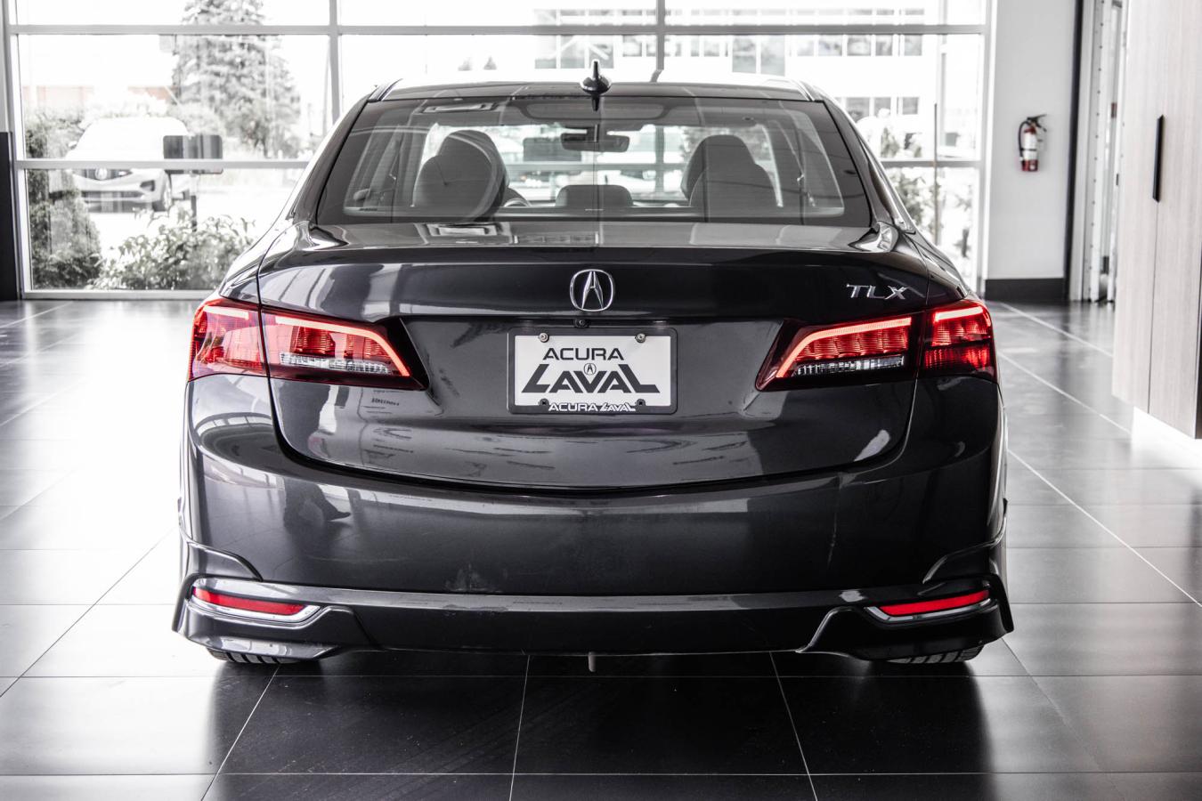 2015 Acura TLX - Image 8