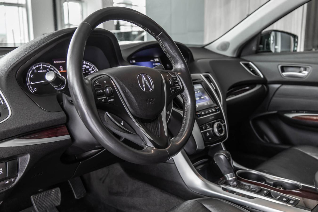 2015 Acura TLX - Image 14