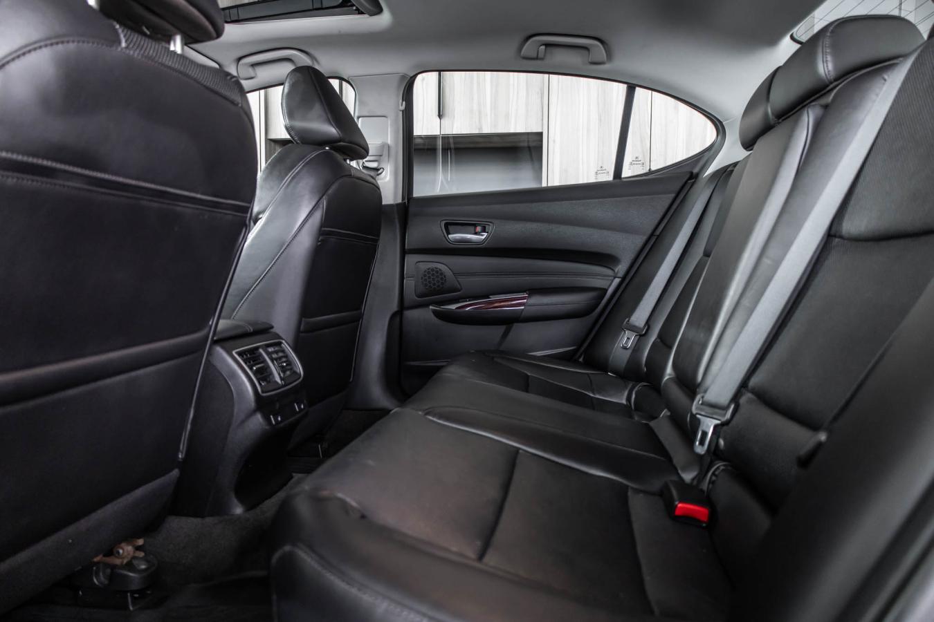 2015 Acura TLX - Image 29