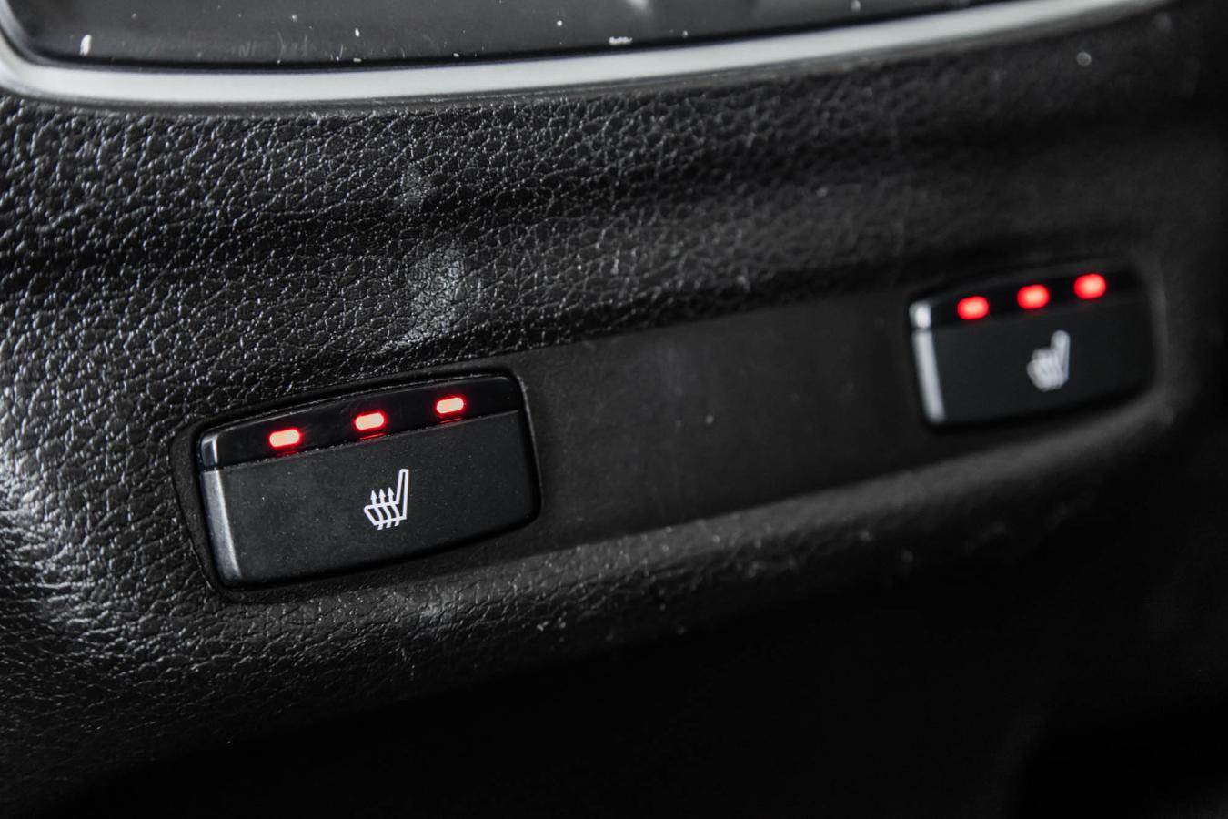 2015 Acura TLX - Image 30