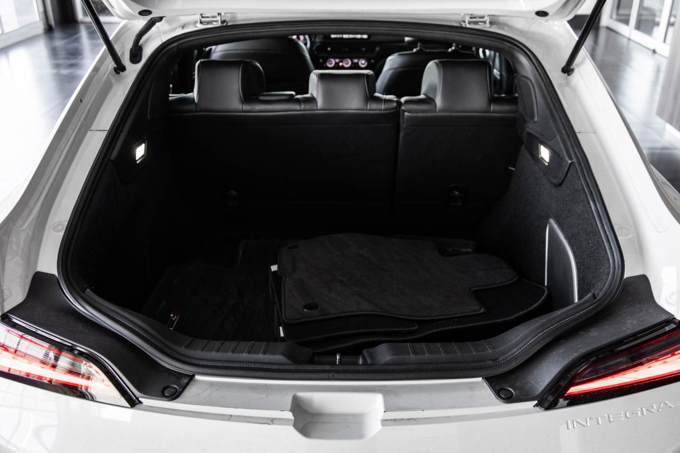 2023 Acura Integra - Image 11