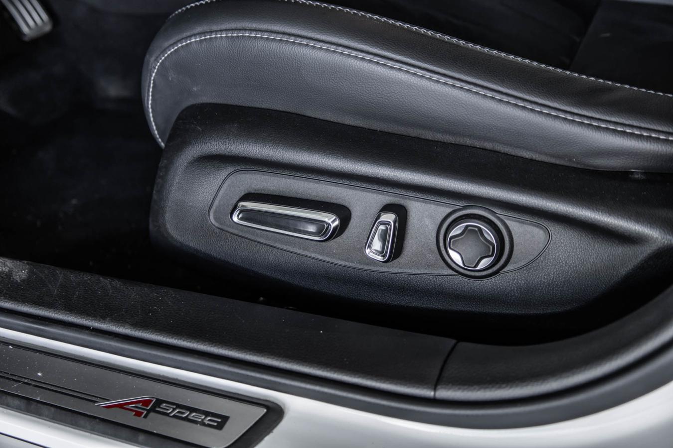 2023 Acura Integra - Image 13