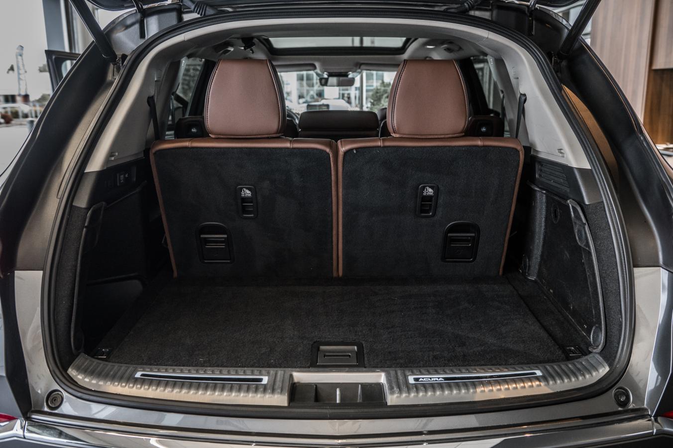 2023 Acura MDX - Image 10