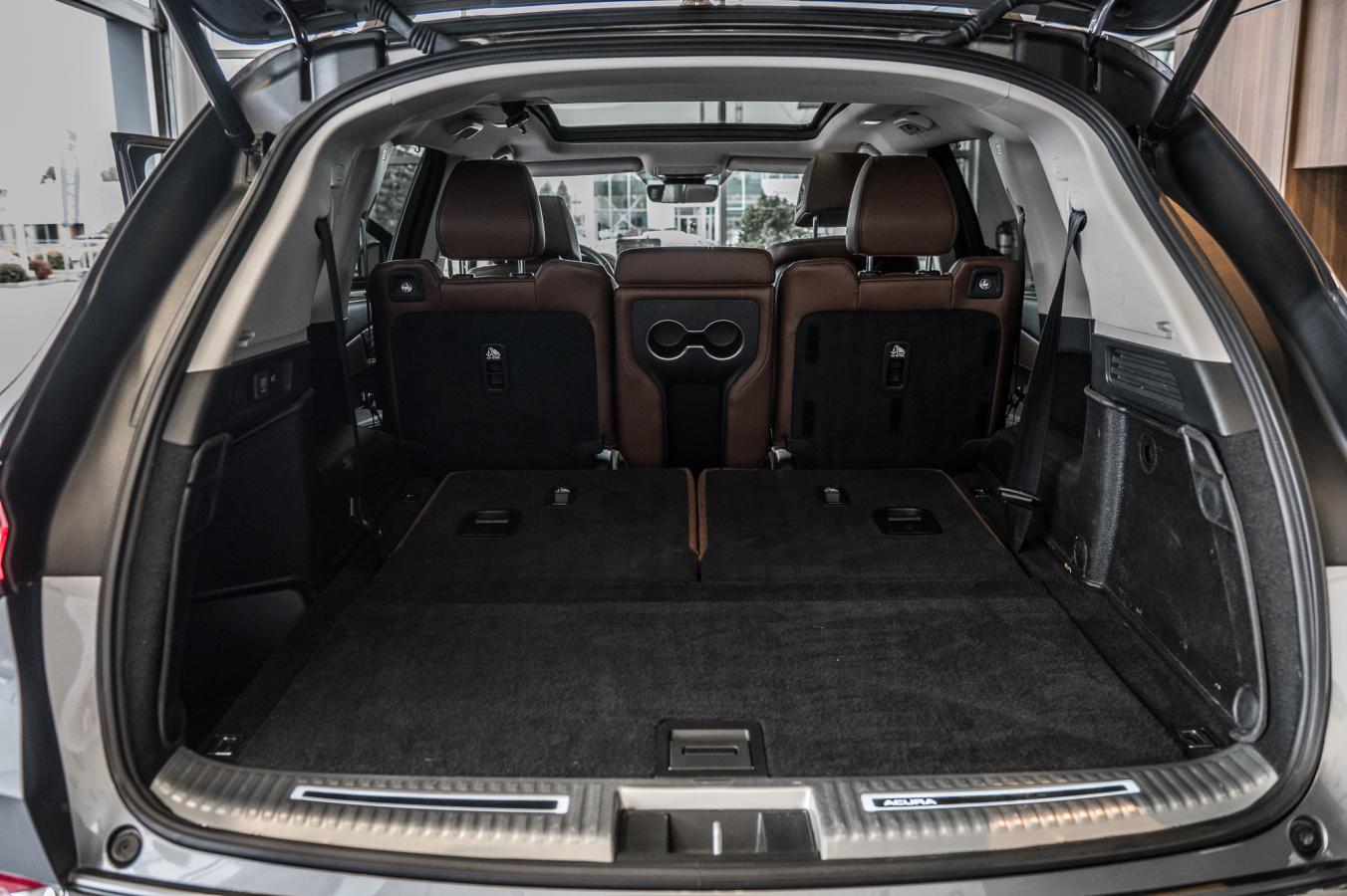 2023 Acura MDX - Image 11