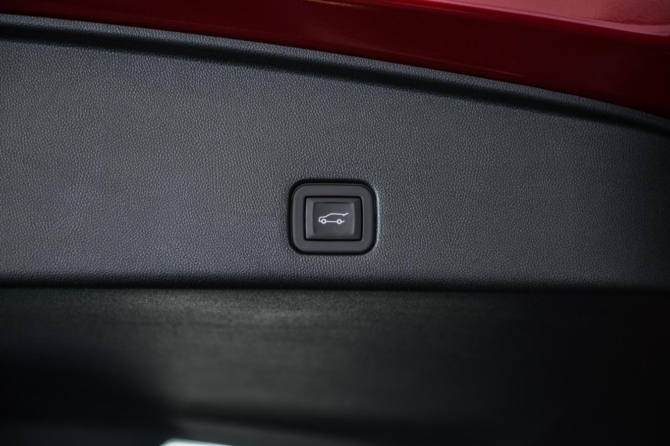 2024 Acura ZDX - Image 11