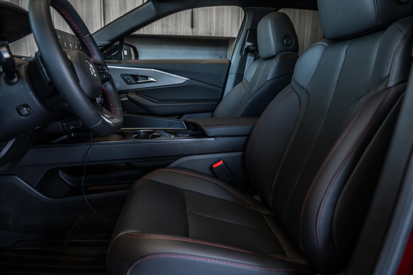 2024 Acura ZDX - Image 13