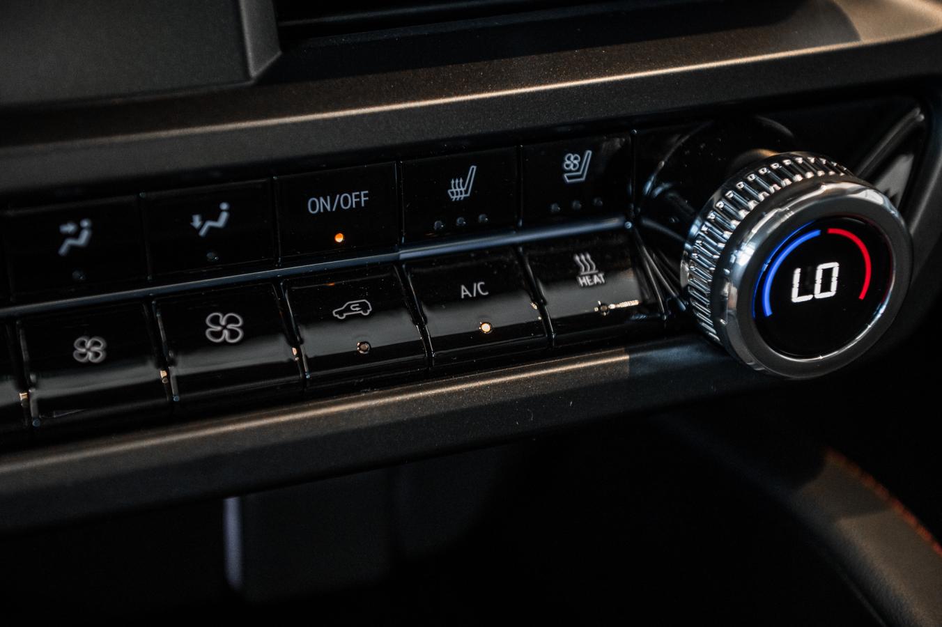 2024 Acura ZDX - Image 22