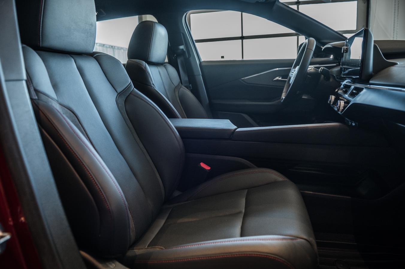 2024 Acura ZDX - Image 32