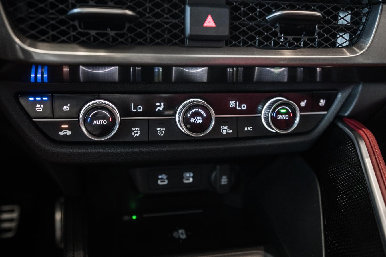 2025 Acura ADX - Image 28