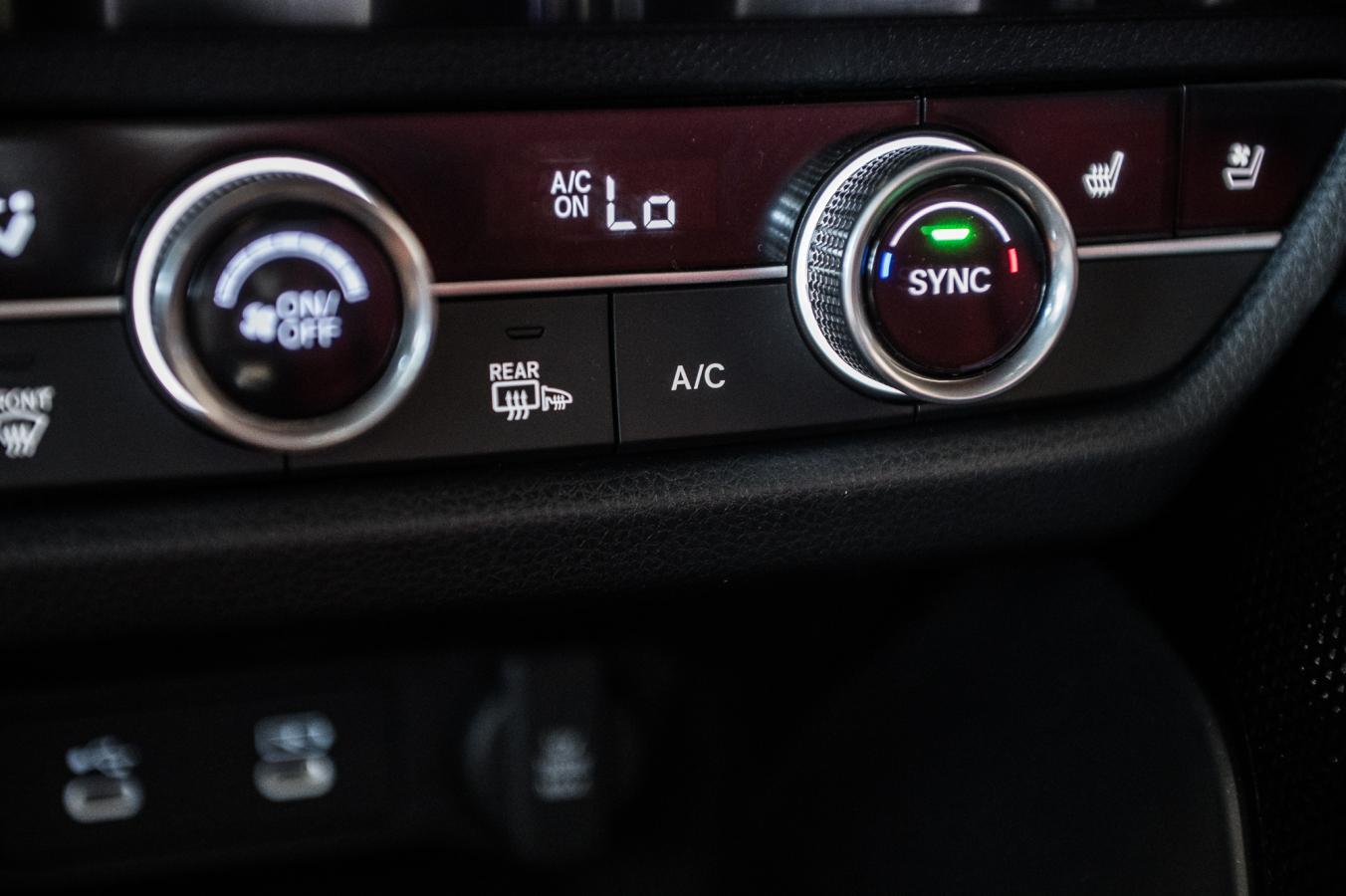 2025 Acura ADX - Image 30