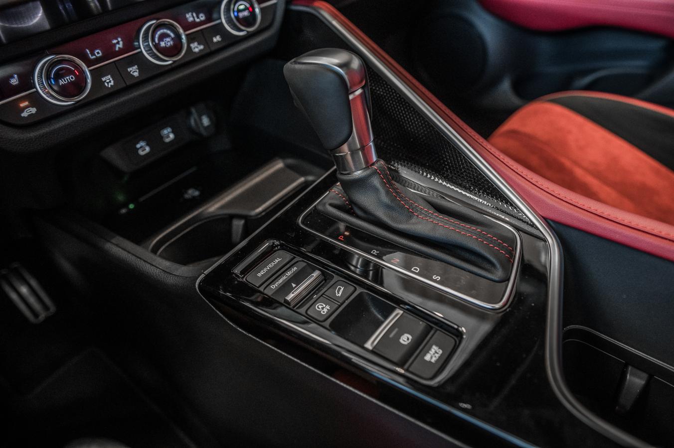 2025 Acura ADX - Image 31