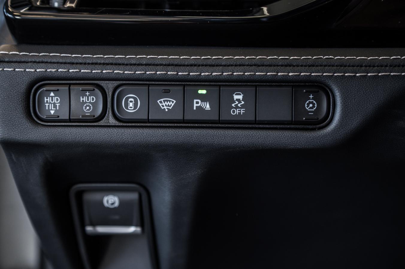 2023 Acura MDX - Image 16