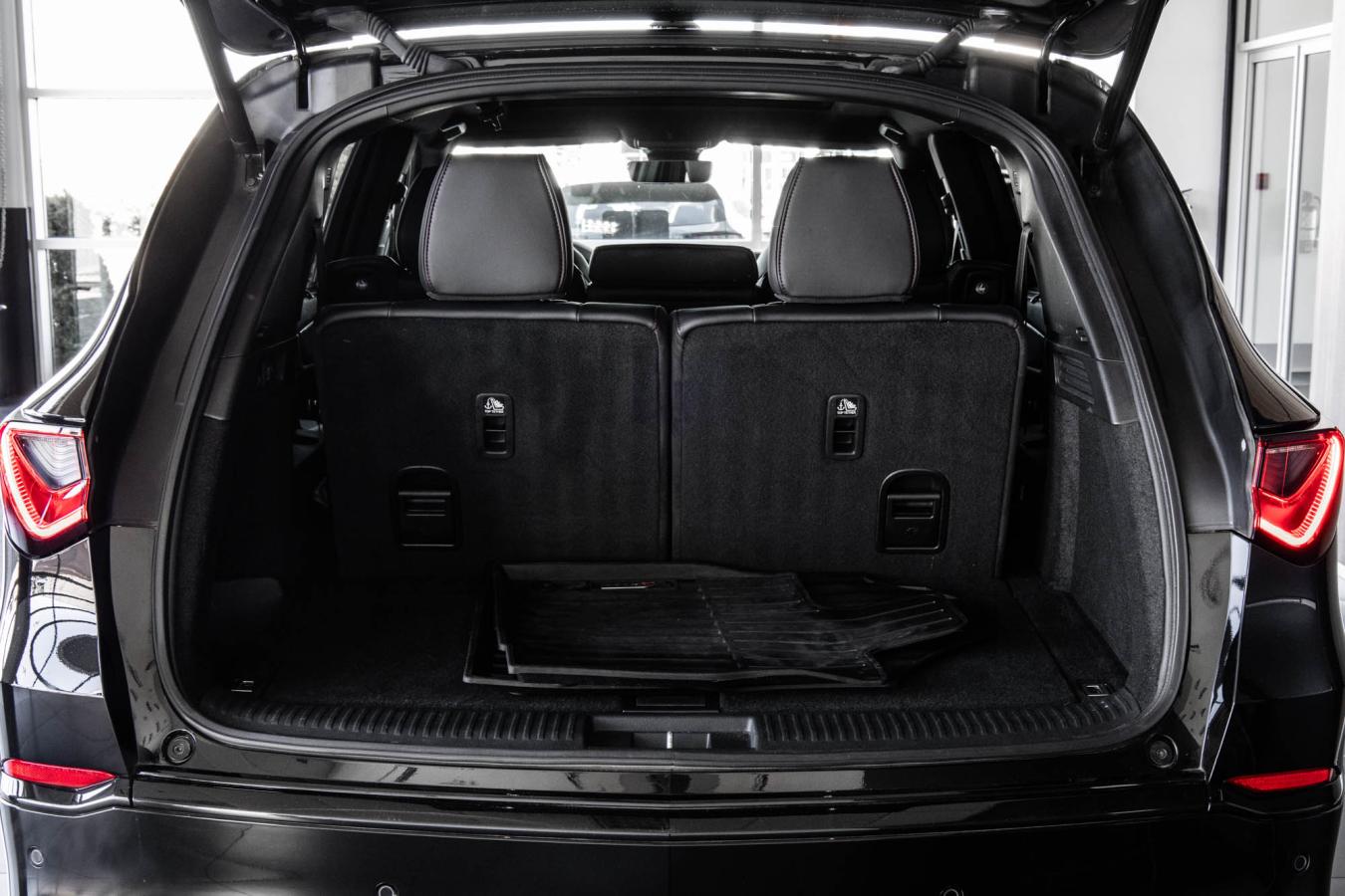 2024 Acura MDX - Image 12