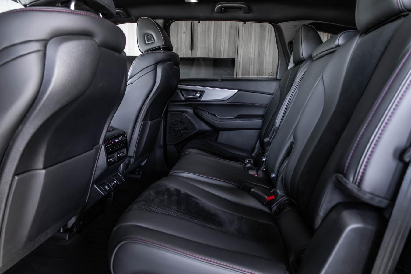 2024 Acura MDX - Image 37