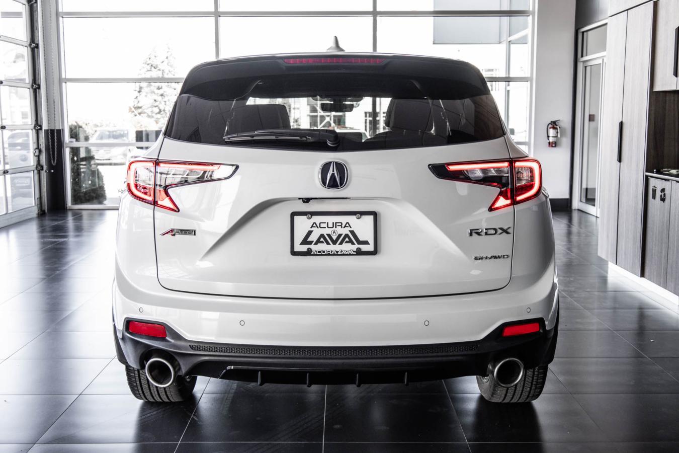 2023 Acura RDX - Image 8